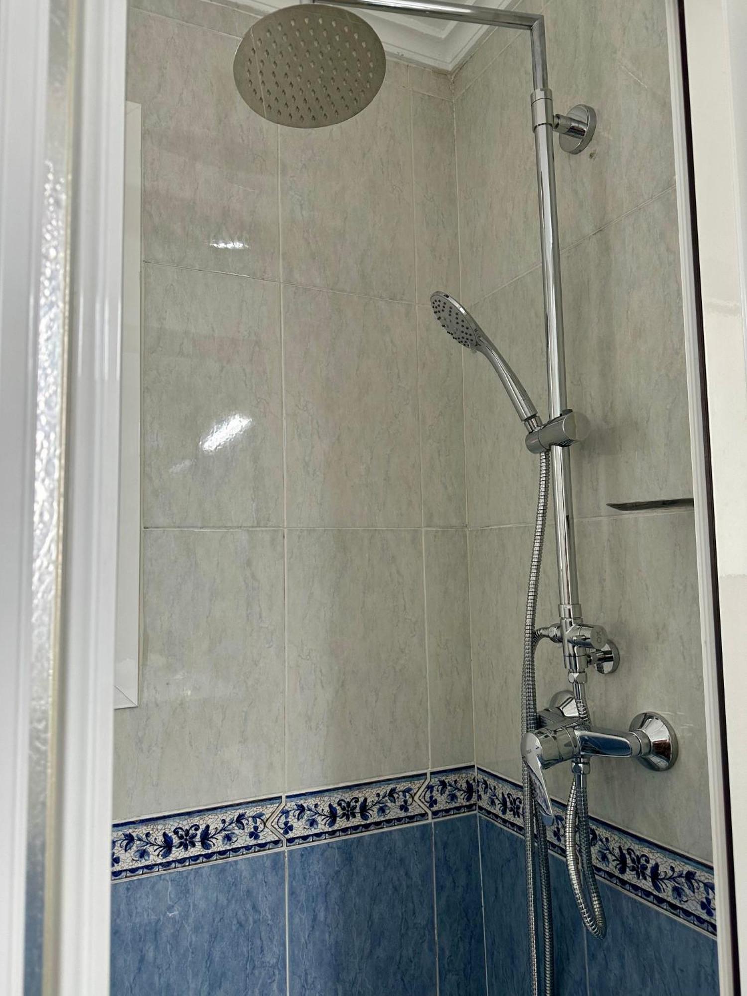 גיחון Cozy Flat 5 Mins From The Beach מראה חיצוני תמונה